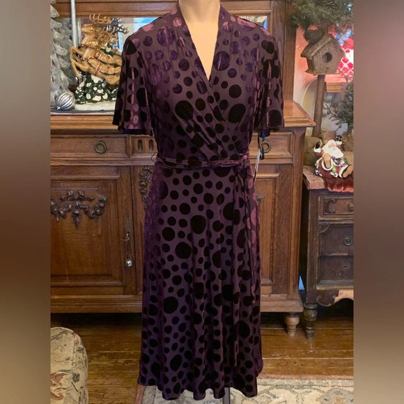 Tommy Hilfiger Purple Velvet Polka Dot Faux Wrap dress NWT 2 - Picture 3 of 6